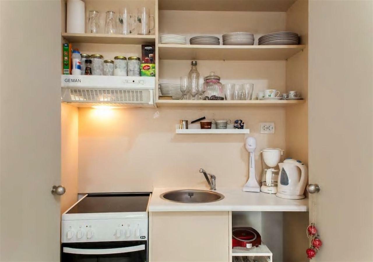 Maritina Apartment Iraklion Buitenkant foto